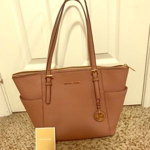 Michael Kors medium jet set tote in dusty rose